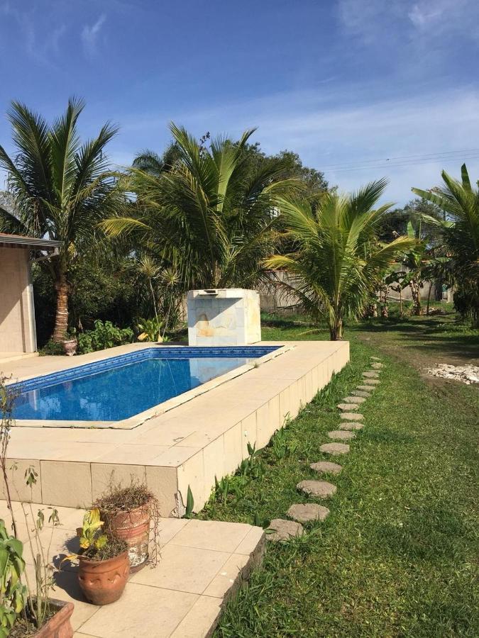 Villa Casa De Temporada Peruíbe Exterior foto